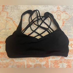 LULU LEMON FREE TO BE BRA